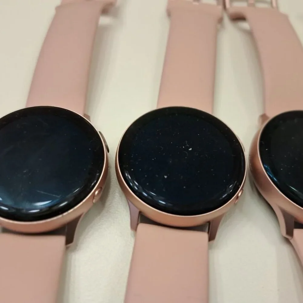 1X Samsung Galaxy Watch Active 2 SM-R820 40mm Aluminum Case with Sport Band